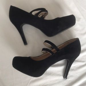 JustFab Black Pumps with Double Strap